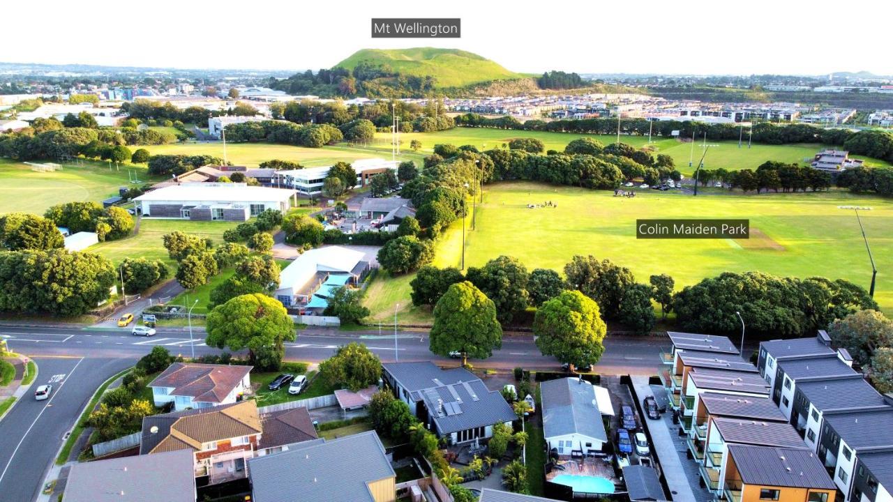 Luxury Brand New Designer Living Apartment Auckland Bagian luar foto