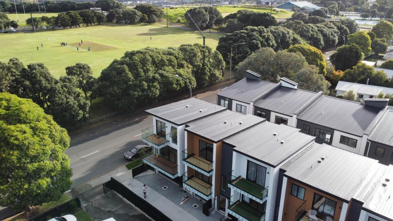 Luxury Brand New Designer Living Apartment Auckland Bagian luar foto